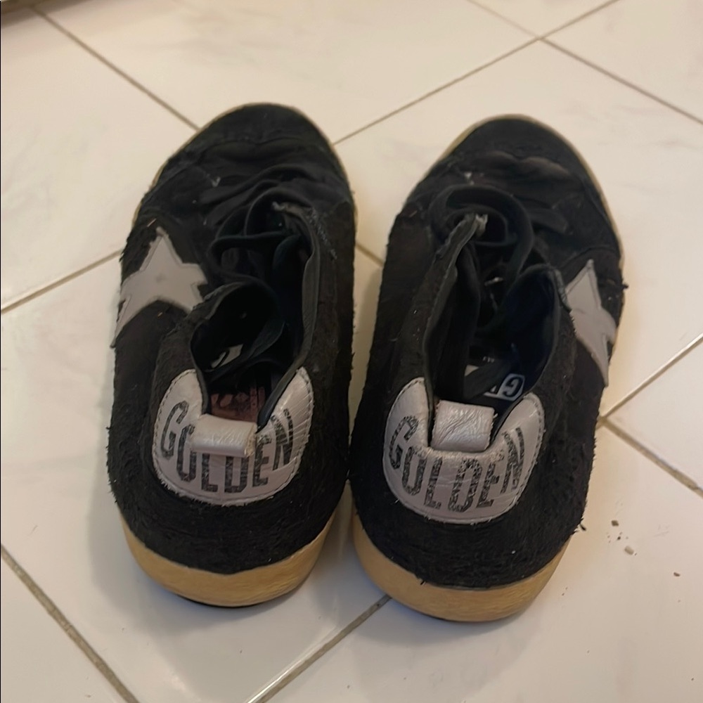 Golden Goose Black and White Sneakers - Picture 3 of 6